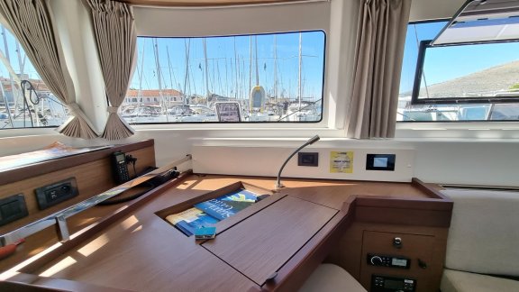 Image of Magic Point yacht #13