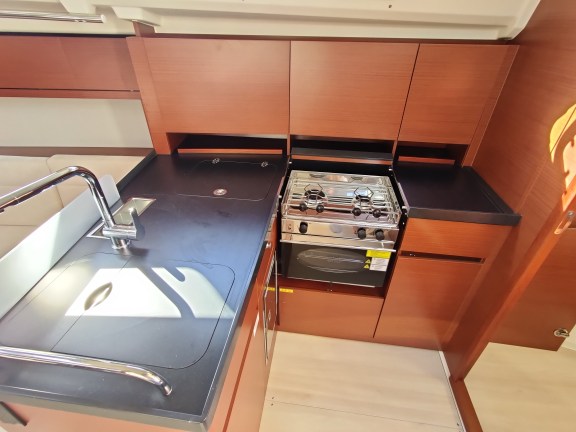 Image of Tina yacht #11