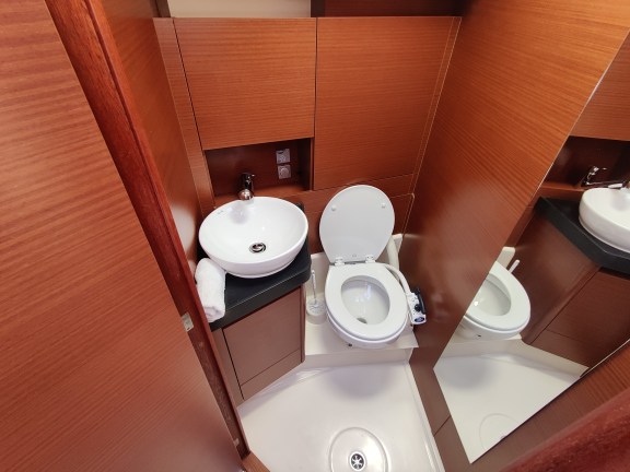 Image of Tina yacht #16