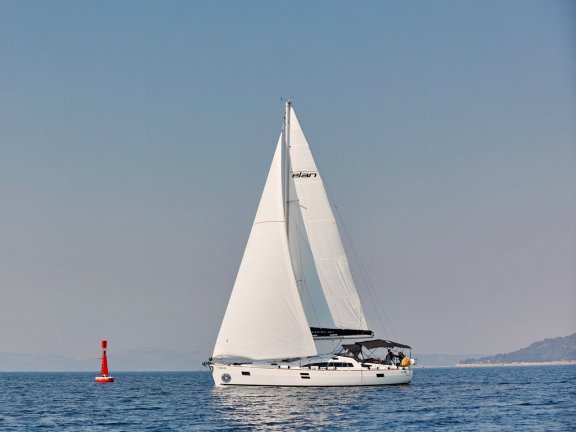 Image of Luna yacht #16