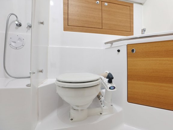 Image of Luna yacht #36