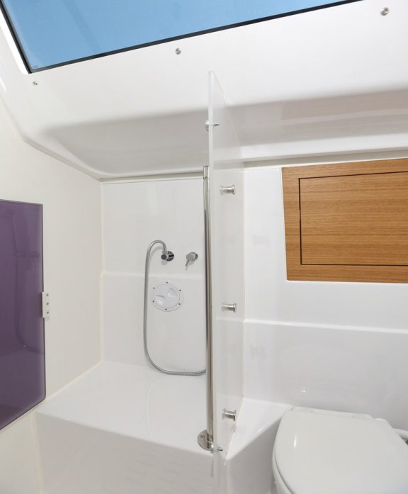 Image of Luna yacht #37