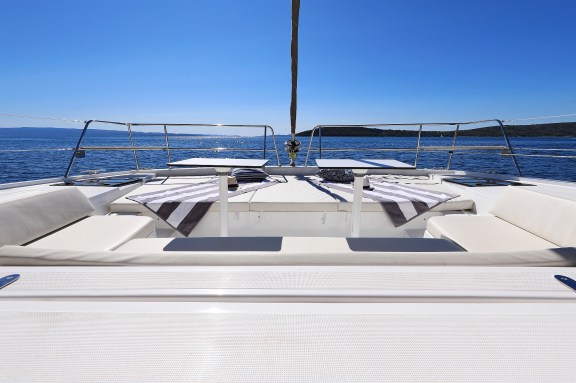 Image of Bisou yacht #10