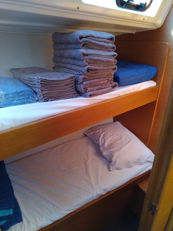 Image of Triumph yacht #32