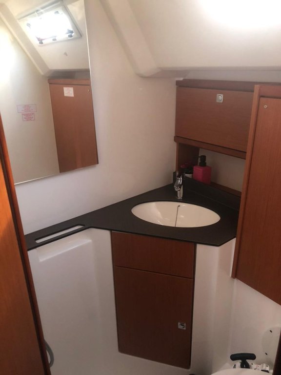 Image of Batukaan yacht #12