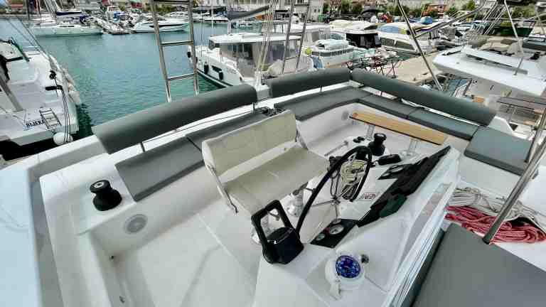 Image of Nirvana yacht #23
