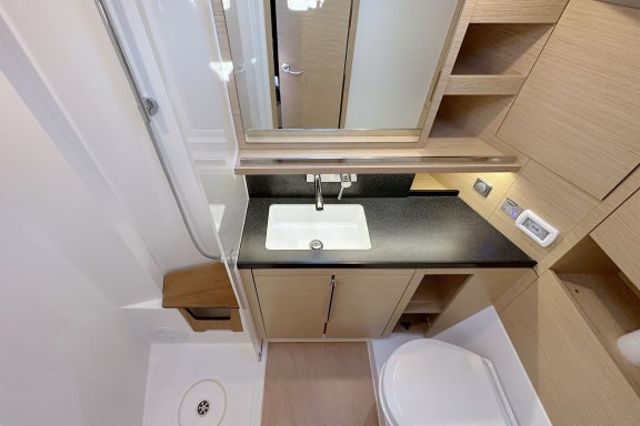 Image of freebe yacht #17