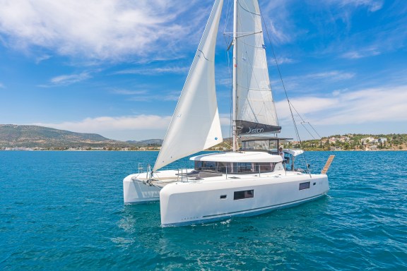 Image of White Pearl yacht #15