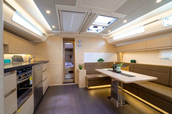 Image of Evelyn yacht #16