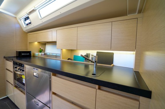 Image of Evelyn yacht #18