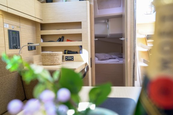 Image of Evelyn yacht #23