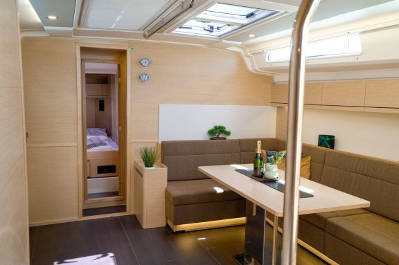 Image of Evelyn yacht #15