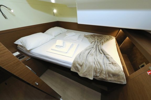 Image of Ragnar yacht #23