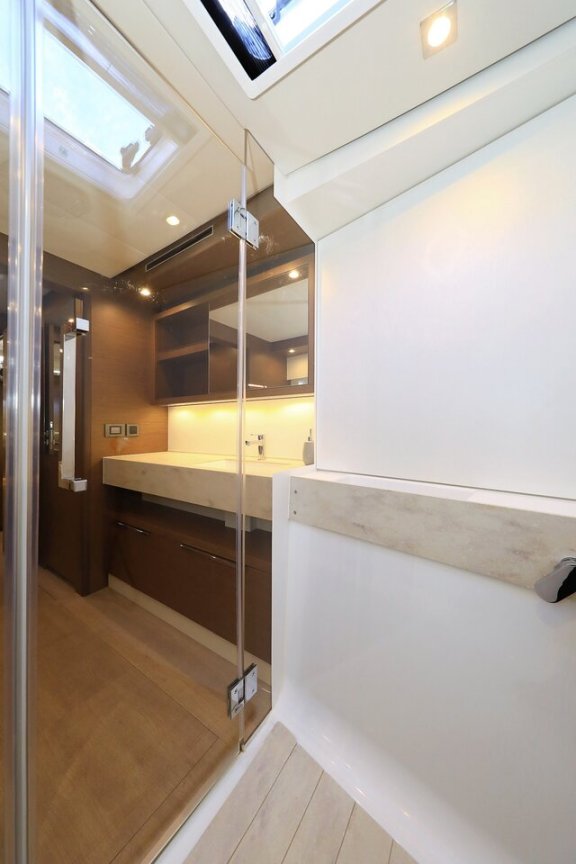 Image of Ragnar yacht #27