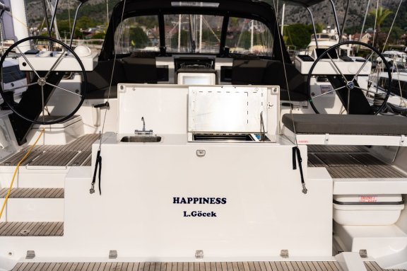 Image of Happiness yacht #4