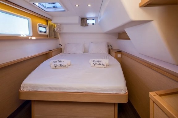 Image of Gin Tonic yacht #8