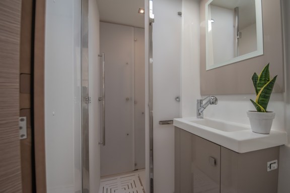 Image of Nou Nou 1 yacht #9