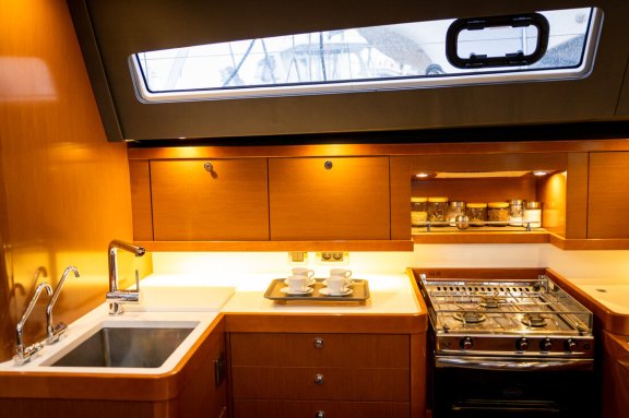 Image of Ultreya yacht #18