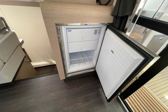 Image of Knotty Cat (Forever Young) yacht #12