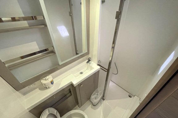 Image of Knotty Cat (Forever Young) yacht #42