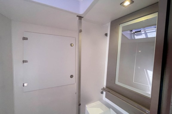 Image of Knotty Cat (Forever Young) yacht #43