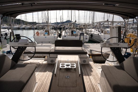 Image of Happiness yacht #3