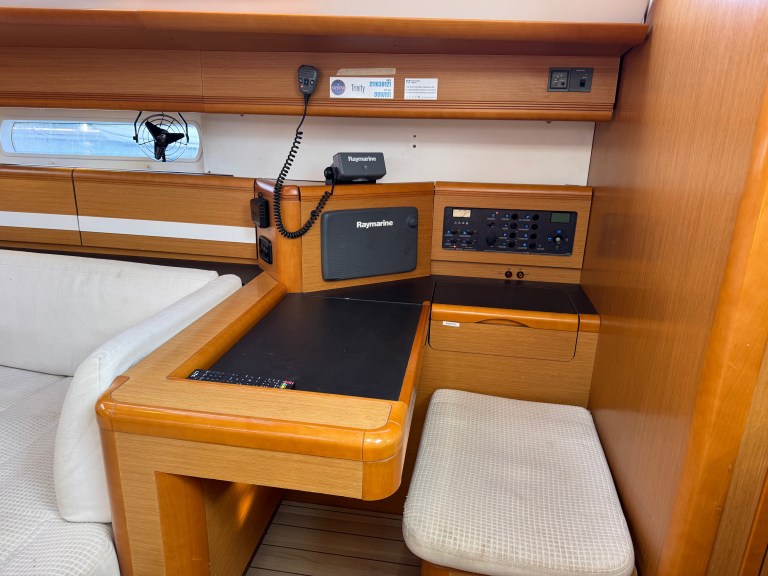 Image of Trinity yacht #12