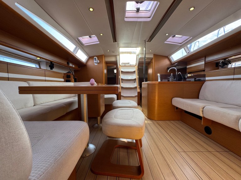 Image of Trinity yacht #16