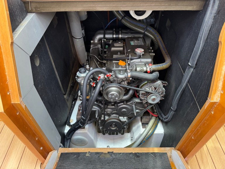 Image of Trinity yacht #17