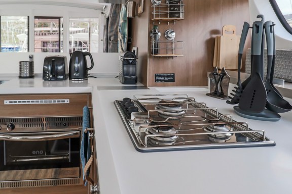 Image of Cyprinus yacht #20