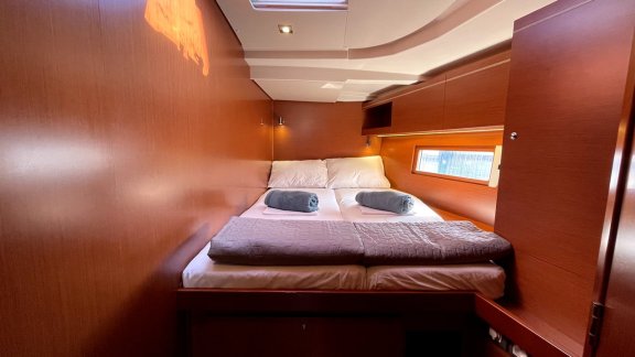 Image of Black Swan yacht #13