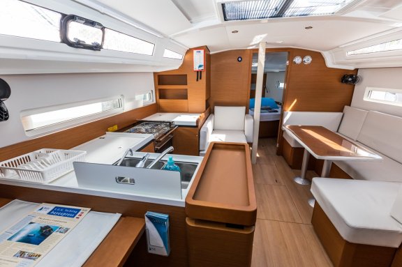 Image of Feel The Magic yacht #6