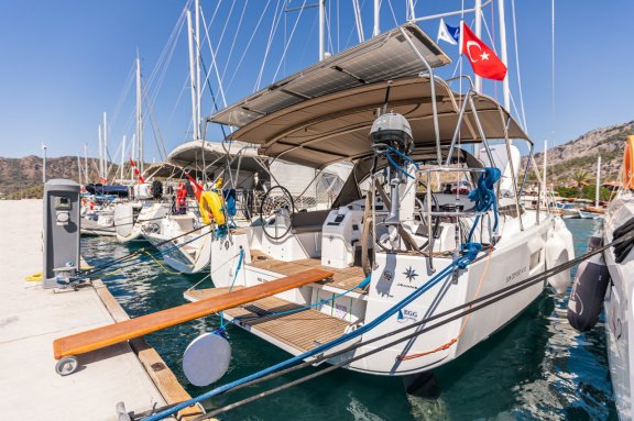 Image of Feel The Magic yacht #9