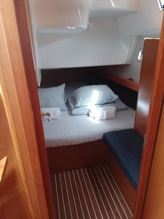 Image of Summer elli yacht #8