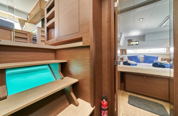 Image of Aura yacht #23