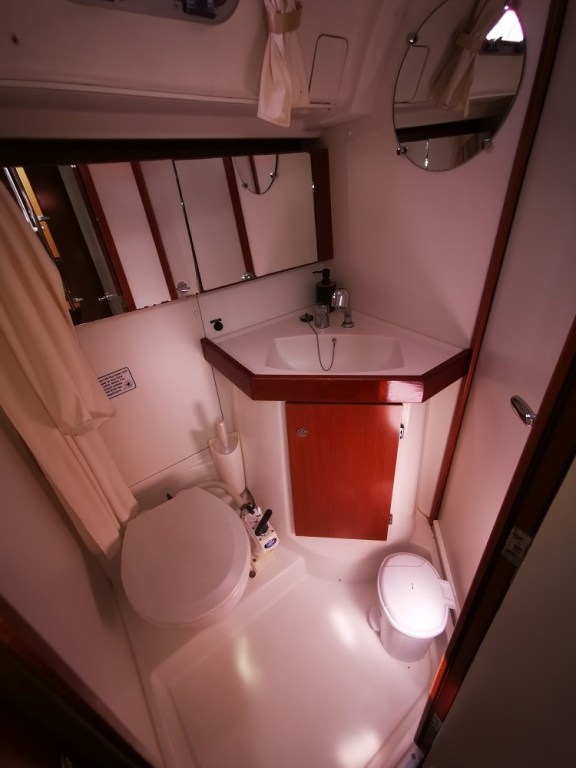 Image of Seladon II yacht #23