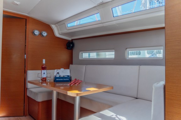 Image of Anassa yacht #6