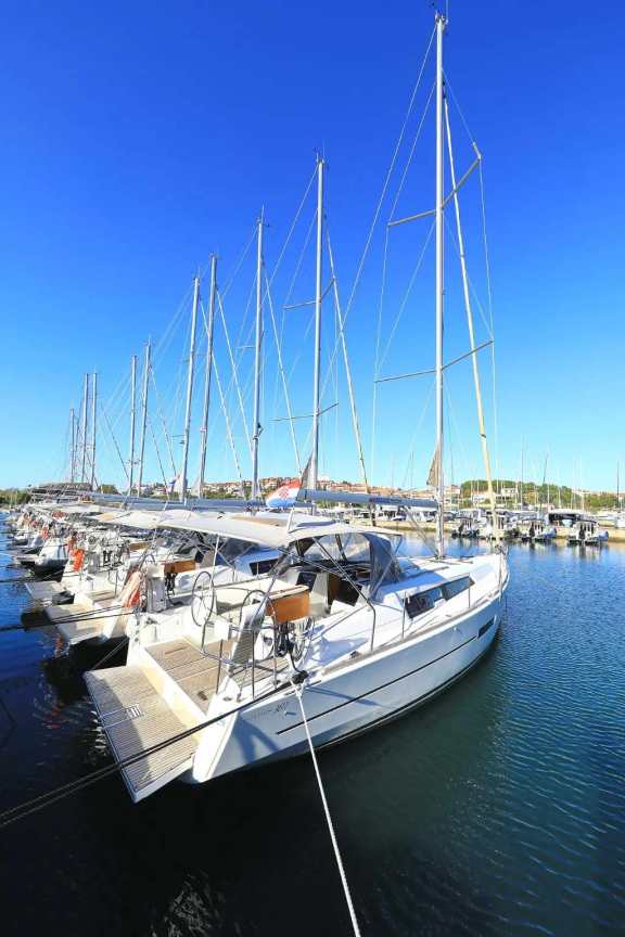 Image of ECONOMY yacht #5