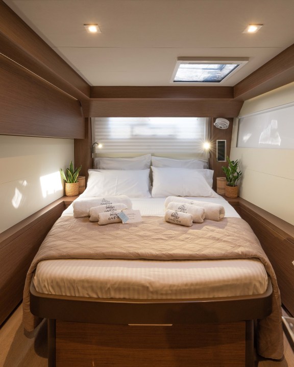 Image of Oneida 2 yacht #10