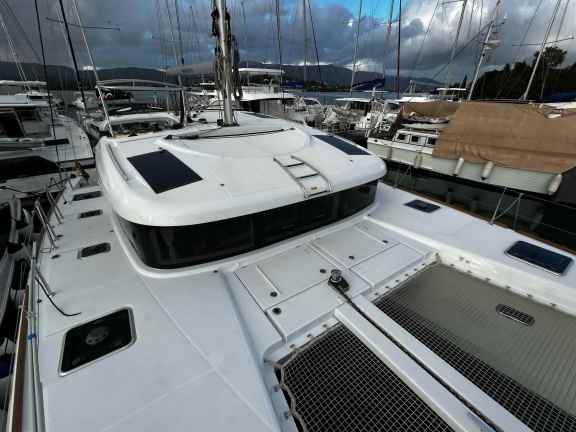 Image of PRESTIGE yacht #4