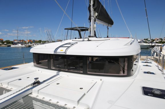 Image of Gin Tonic yacht #5