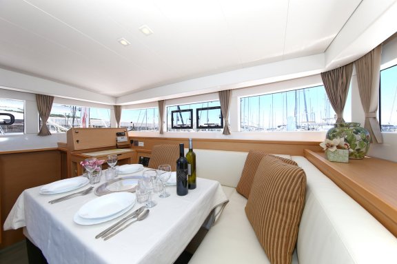 Image of Gin Tonic yacht #13