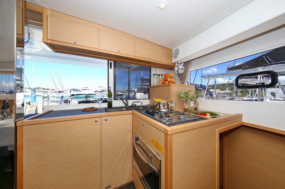 Image of Gin Tonic yacht #14