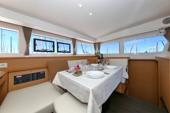 Image of Gin Tonic yacht #15