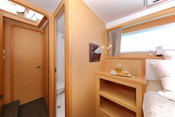 Image of Gin Tonic yacht #22