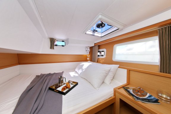 Image of Gin Tonic yacht #18