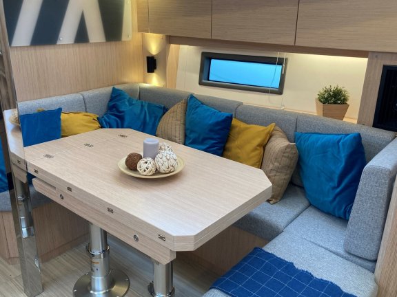 Image of Lizzy yacht #8