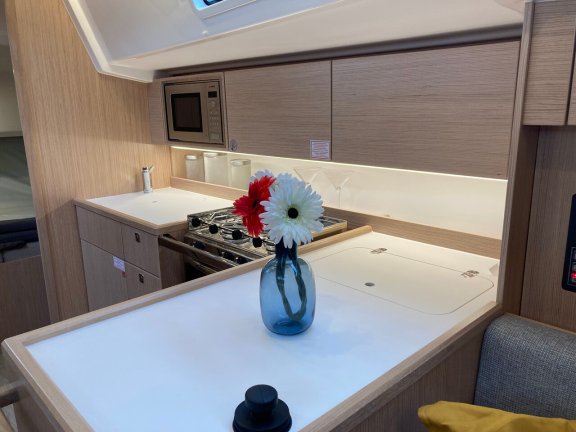 Image of Lizzy yacht #10