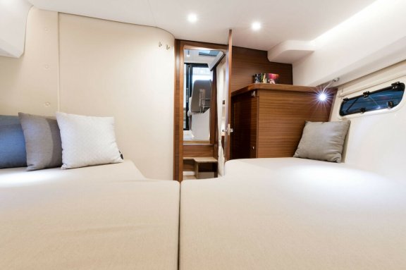 Image of Polluks yacht #11