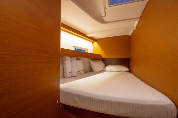 Image of Oracle yacht #23